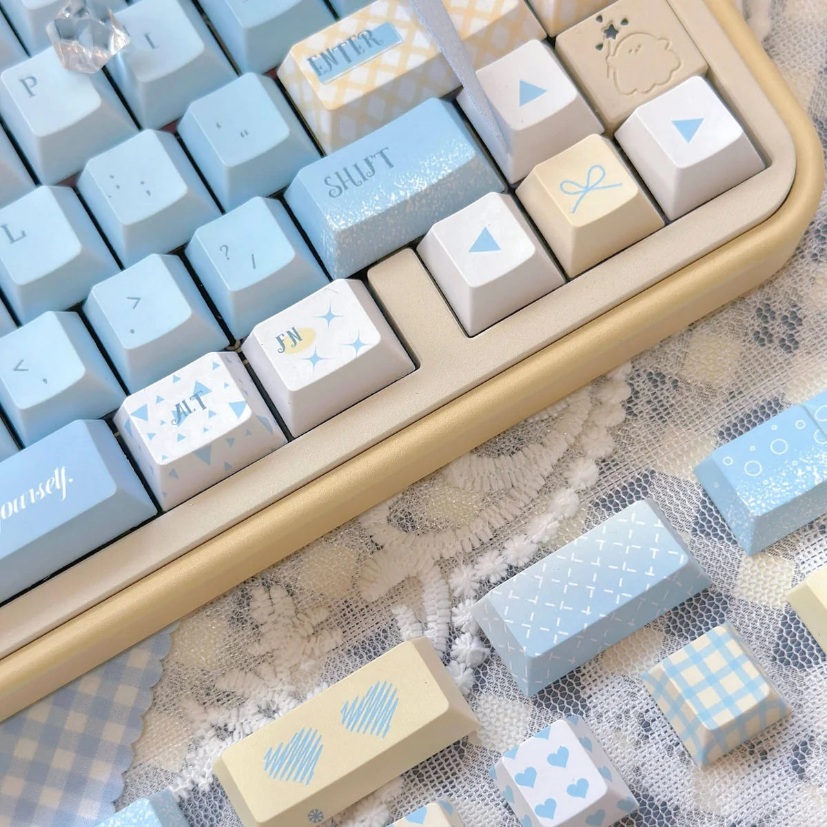 Texture and quality of PBT material on Seven Parts Blue keycaps