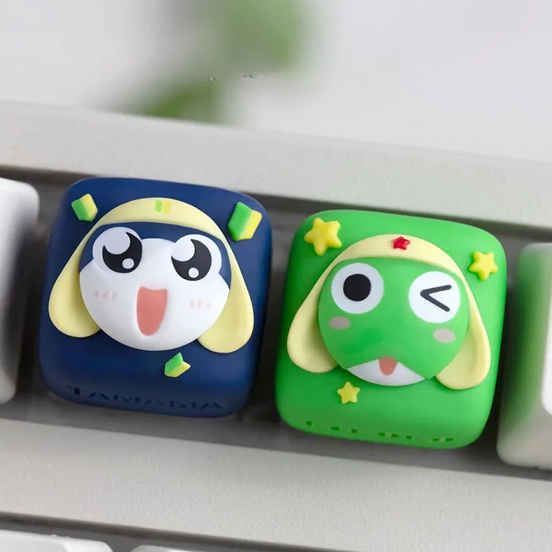 Keroro Gunso keycap showcasing vibrant colors and Cherry profile