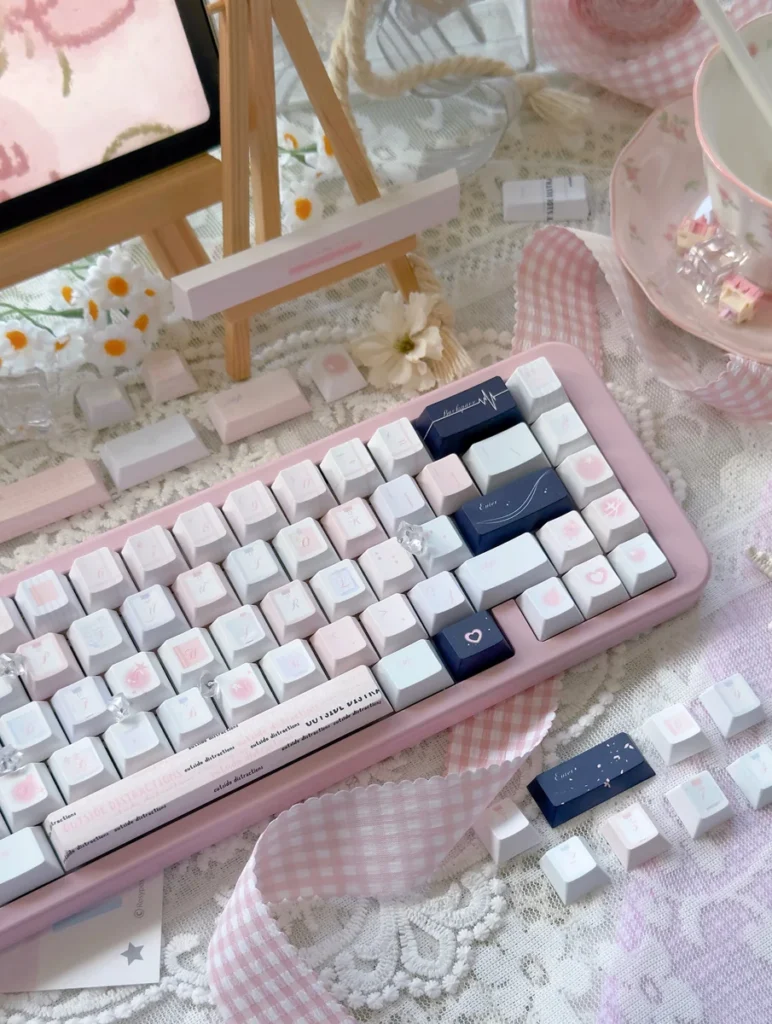 Wish Sticky Note Cherry Unique 'Wish Sticky Note' installed on a mechanical keyboard setup