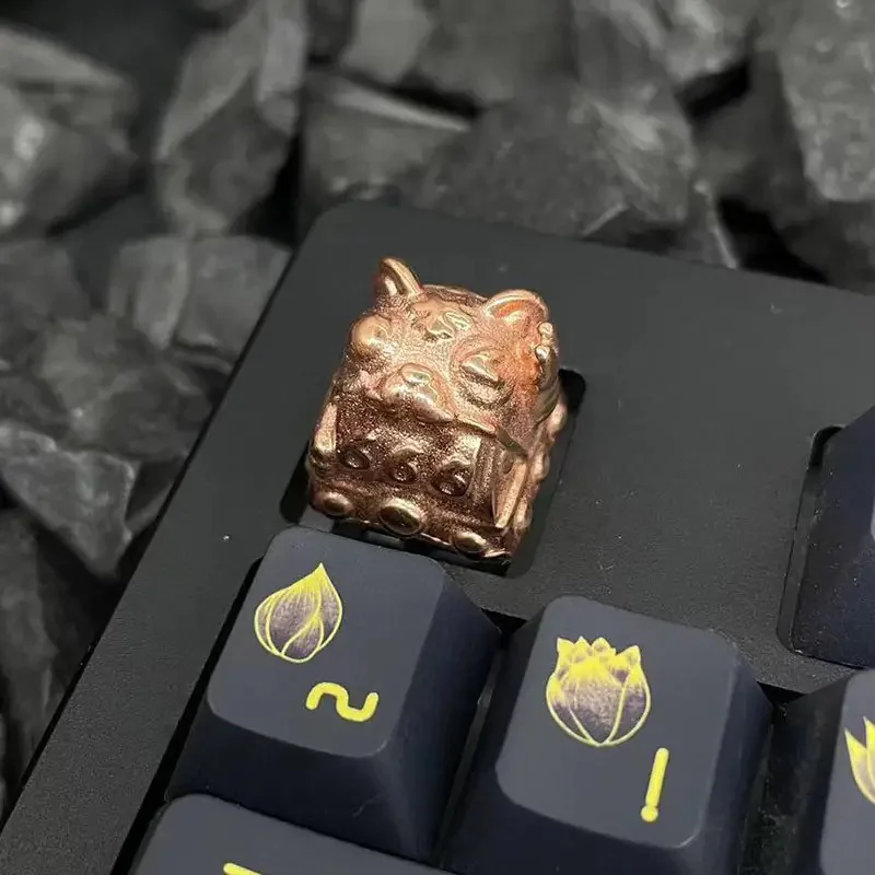 Bright Fortune Cat Keycaps Handcrafted 3D installed on a mechanical keyboard setup
