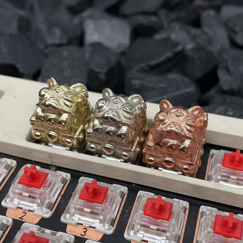 Bright Fortune Cat Keycaps Handcrafted 3D hero image featuring Bright Fortune Cat