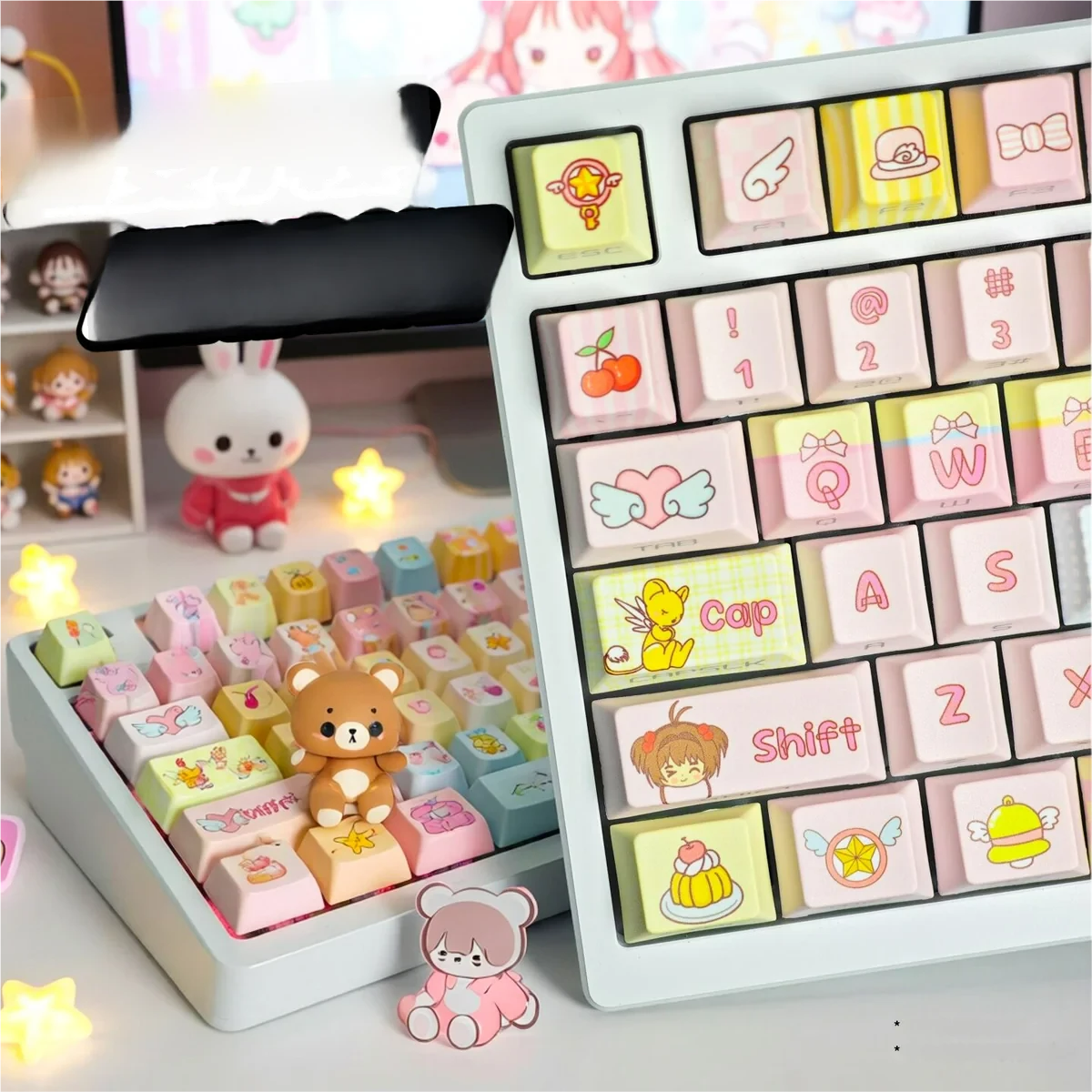 Cardcaptor Sakura Kinomoto & Iconic Cardcaptor installed on a mechanical keyboard setup