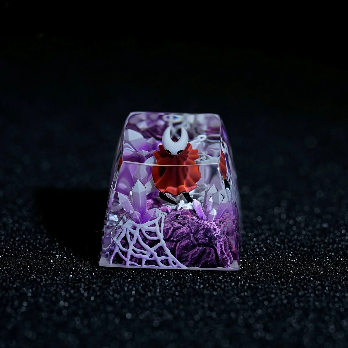 Top-down view of the intricate Hornet design on the keycap