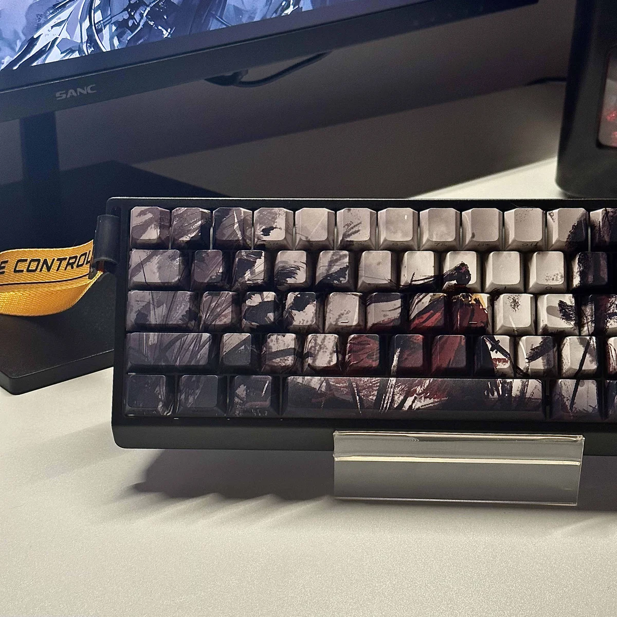 Angled view of Man Jiang Hong keycaps, highlighting the side-printed legends and Cherry profile texture.