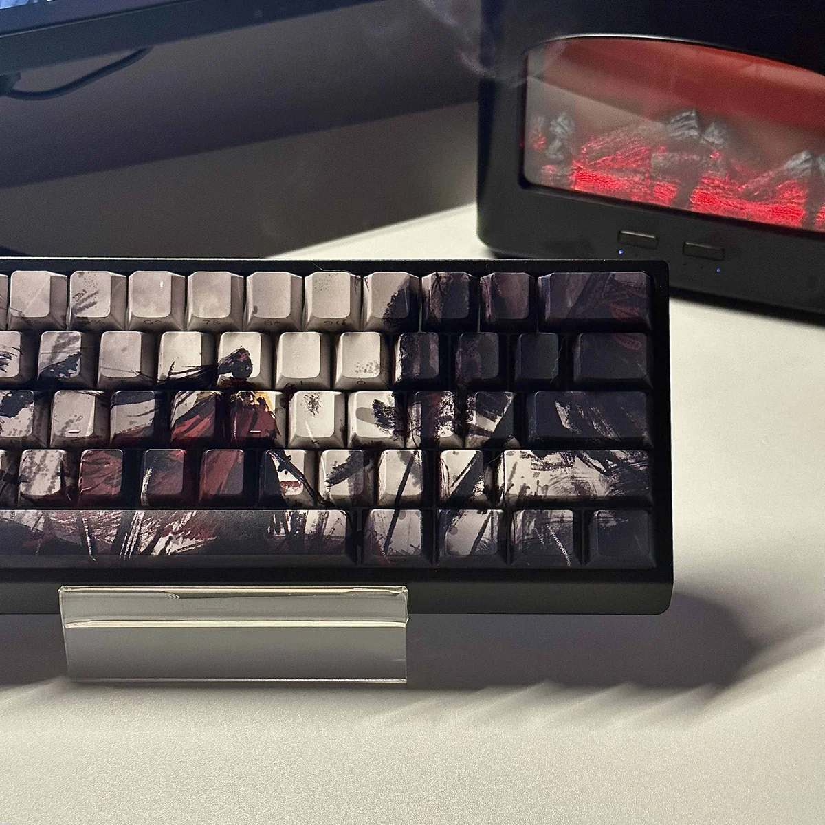 Macro shot of the side-printed legends on the Man Jiang Hong keycaps, illustrating clarity and minimalist design.