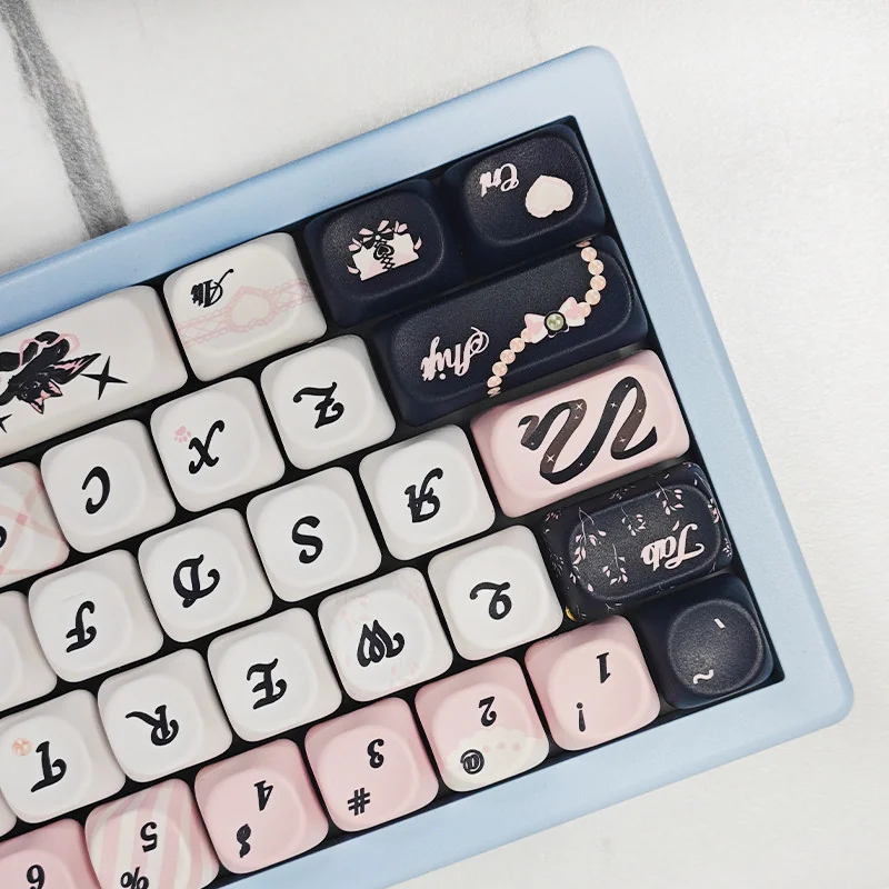 Sweetheart Black Cat keycaps showcasing MOA profile