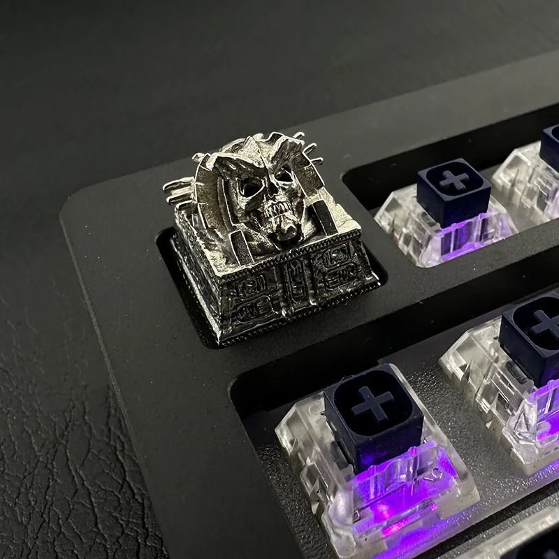 Close-up of Pharaoh Punk Skull Keycaps Handcrafted copper highlighting details and finish