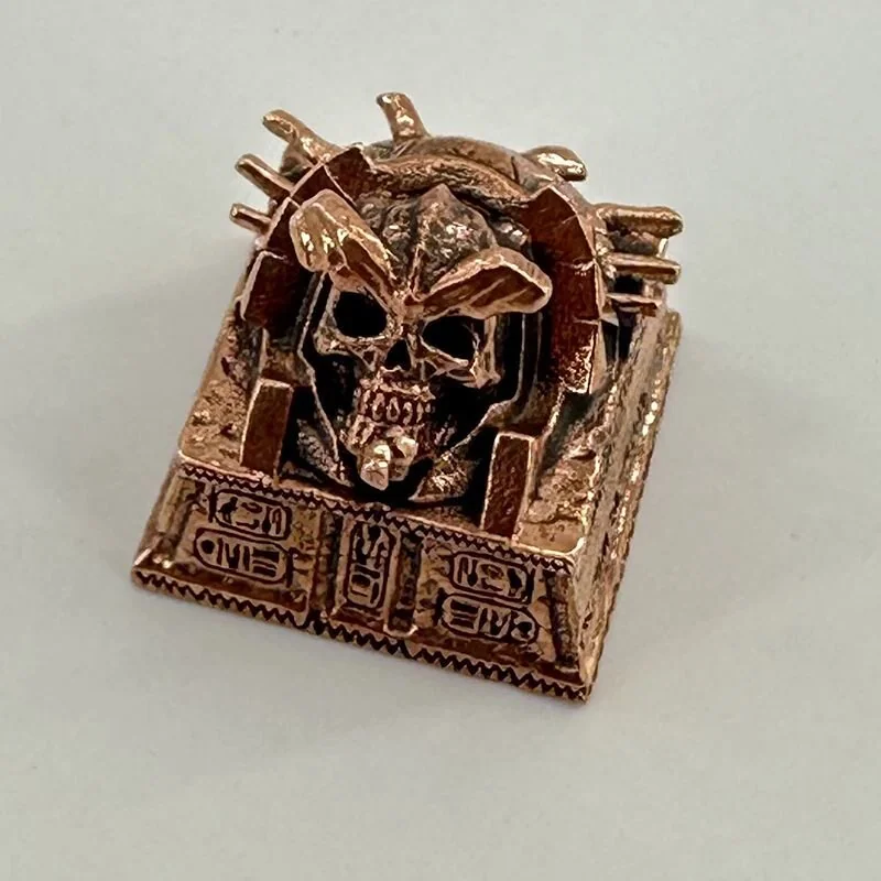 Detailed view 7 of Pharaoh Punk Skull Keycaps Handcrafted copper