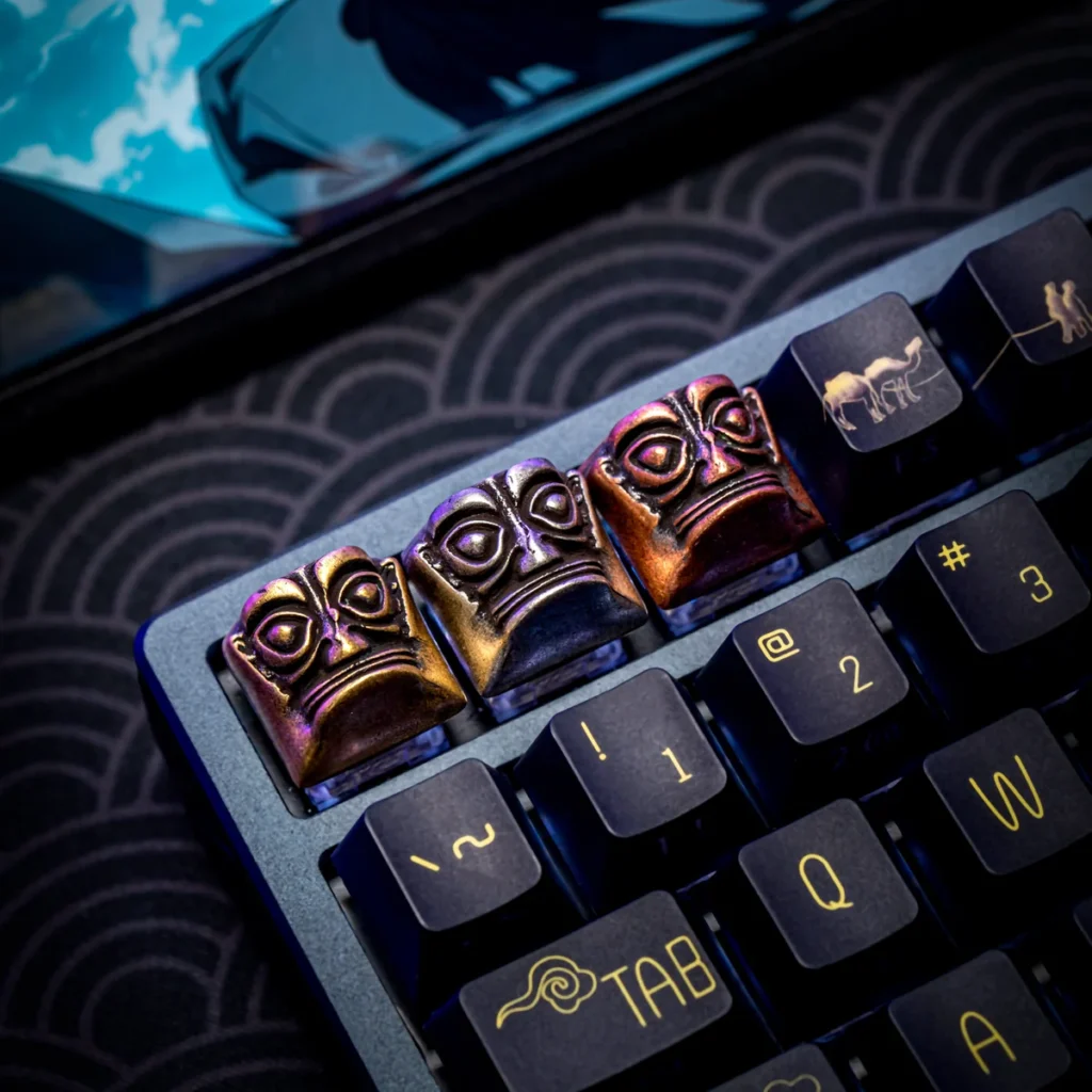 Sanxingdui Mask copper keycap, ancient mask style, on mechanical keyboard