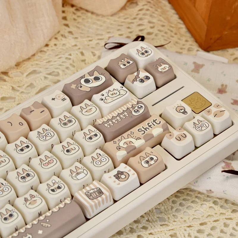 Close-up detail of a Siamese Cat Azukisan keycap, showing the smooth PBT texture and crisp dye-sublimated legend.
