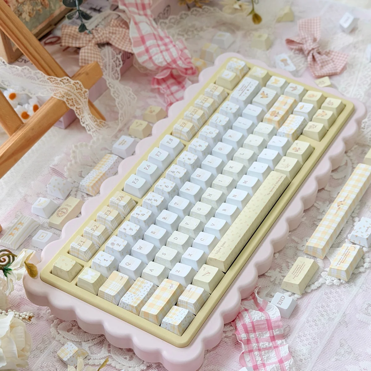 Yellow Rose Garden Pbt Keycap Set product image