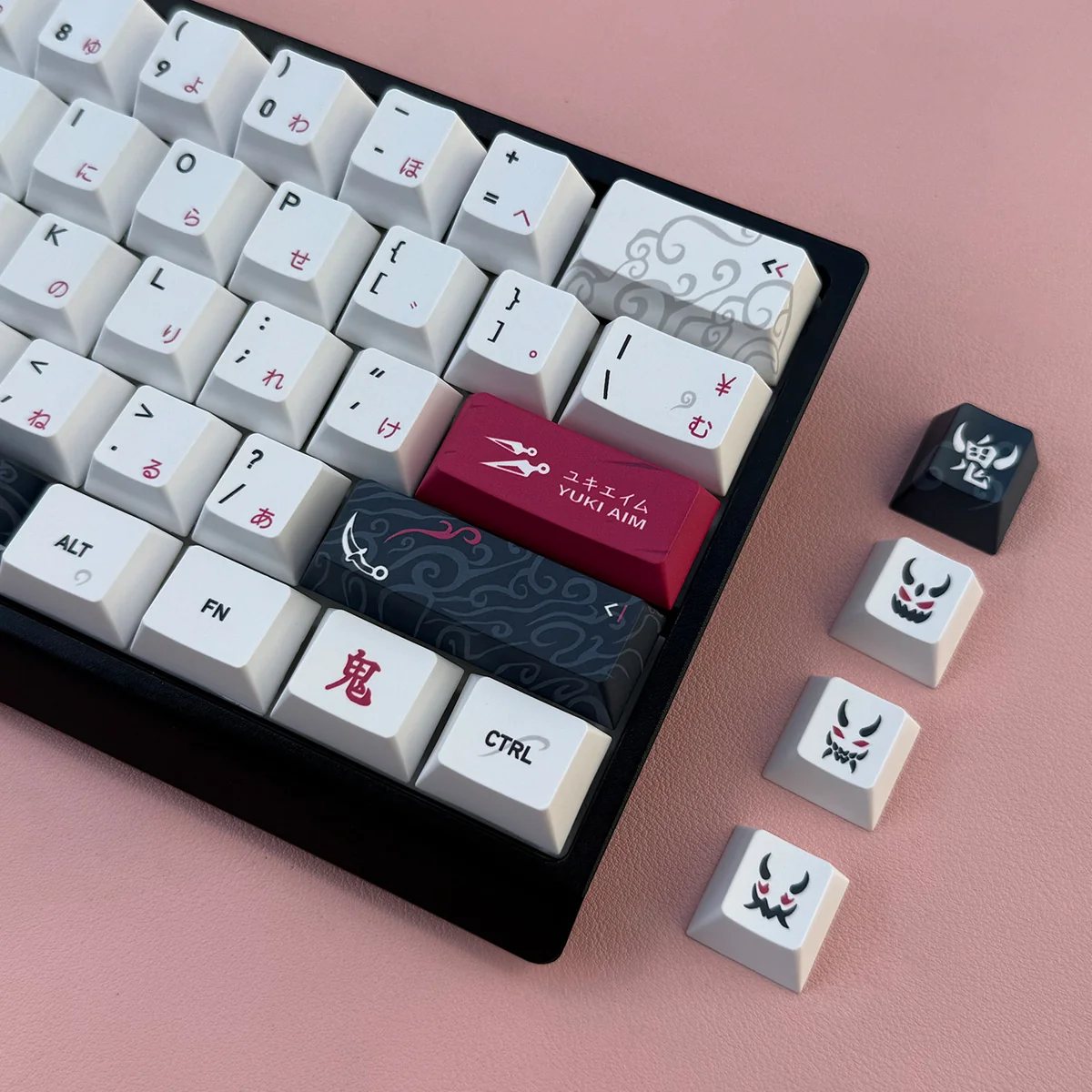 Yuki Aim Dragon Cherry Exclusive Dragon-themed installed on a mechanical keyboard setup