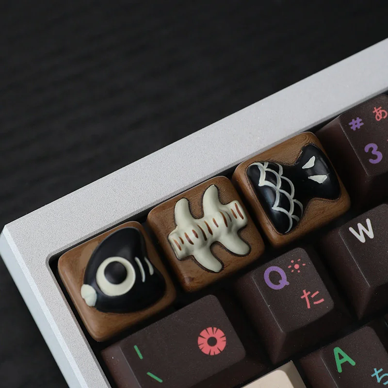 Fish Bone Artisan Keycap Resin Hero product image