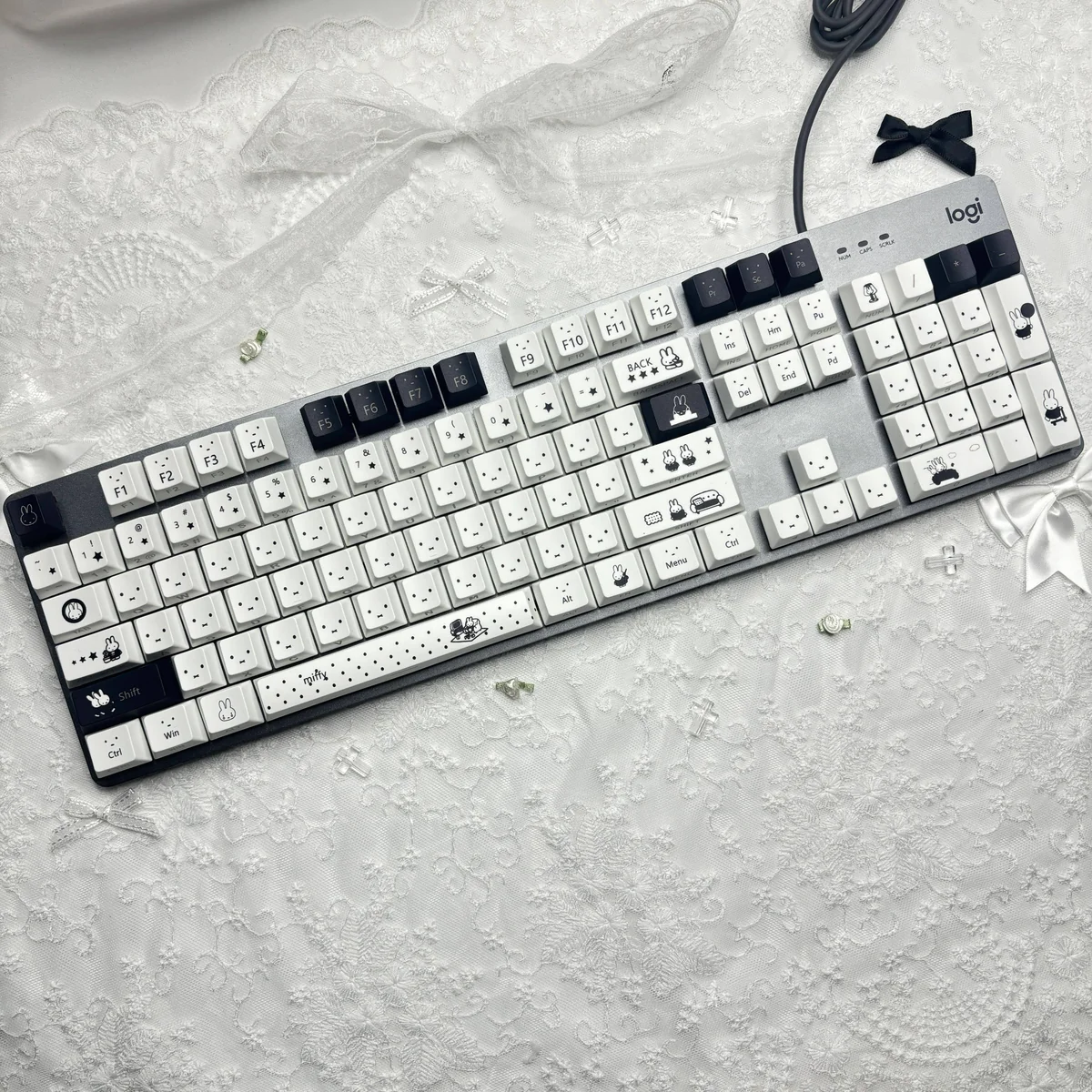 Miffy Pbt Dye Sub Keycap Set Backlit Keyboard product image