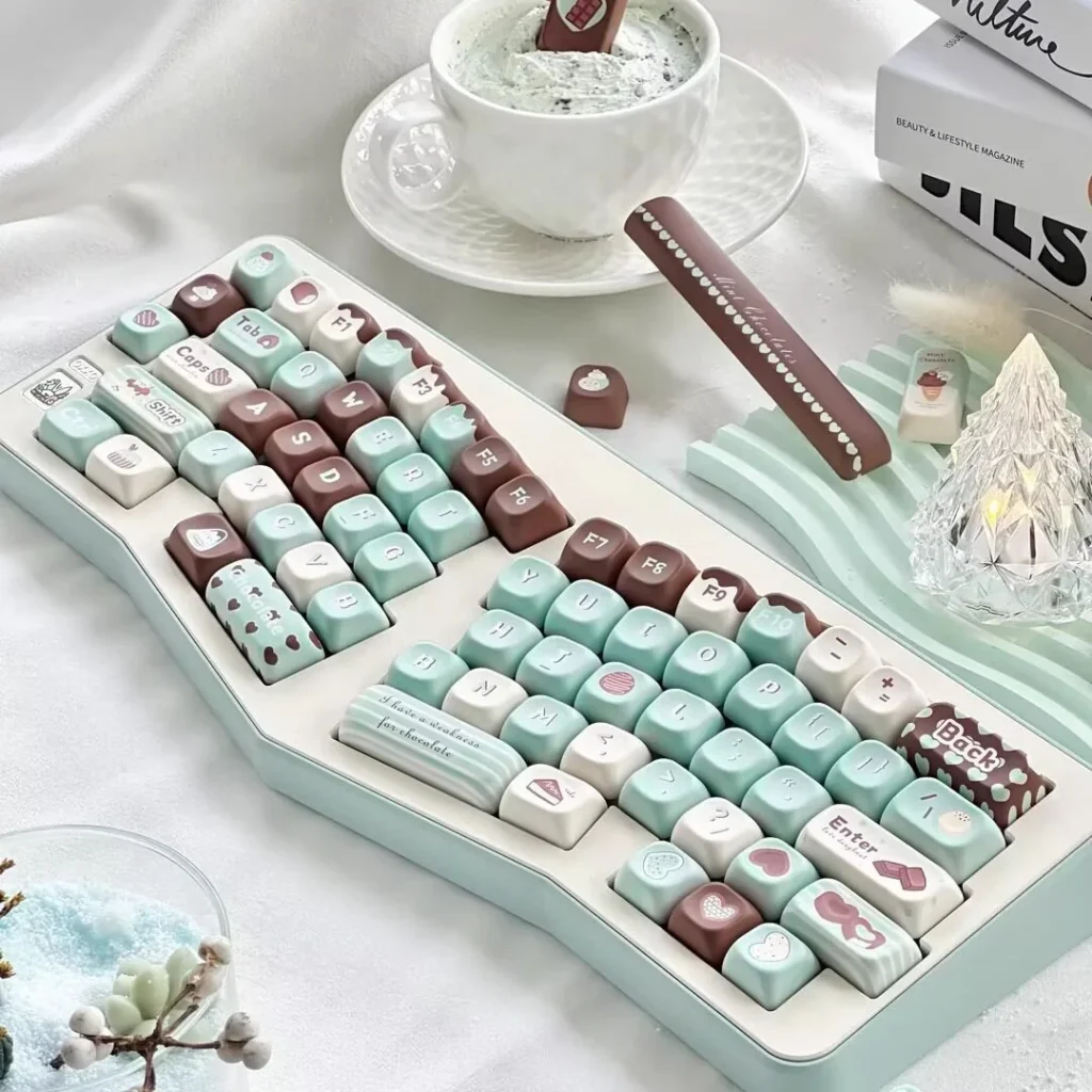 Side view of Mint Chocolate keycaps highlighting Cherry profile