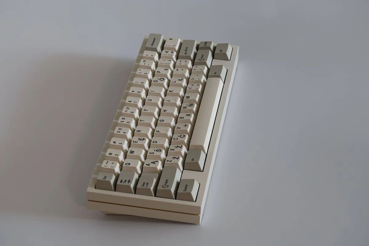 Detailed texture view of Retro SAW Cherry Keycap Premium PBT Retro Design design and material