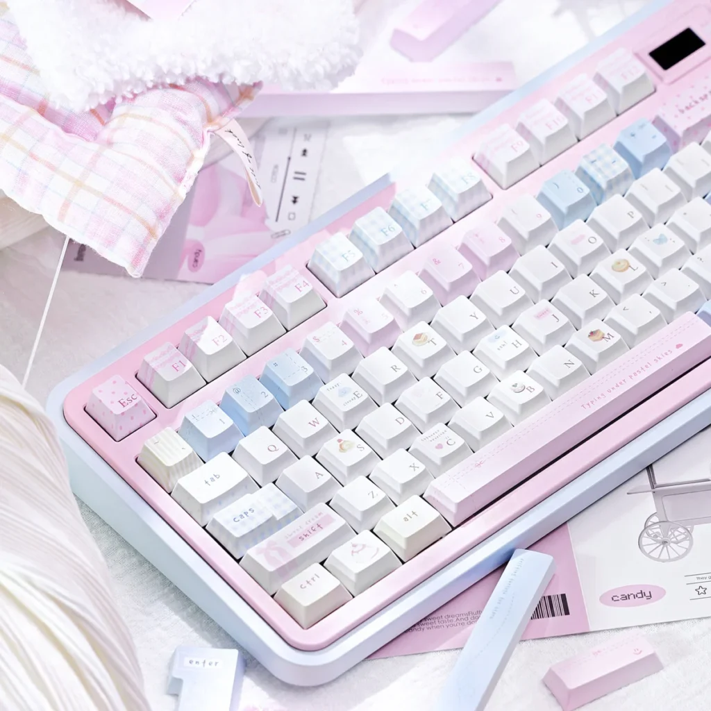 Sugar Weave Summer Series Exclusive 'Sugar Woven installed on a mechanical keyboard setup